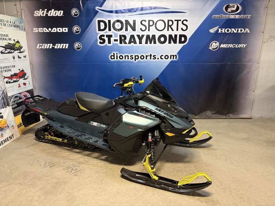 2026 Ski-Doo RENEGADE XRS 900 TURBO R XR-S in Charlemagne, Quebec