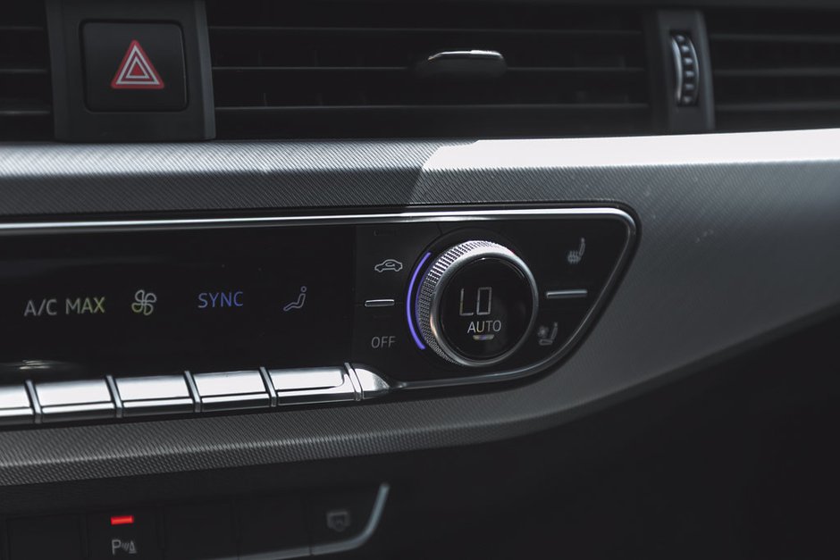 2018 Audi A4 Sedan Technik-36