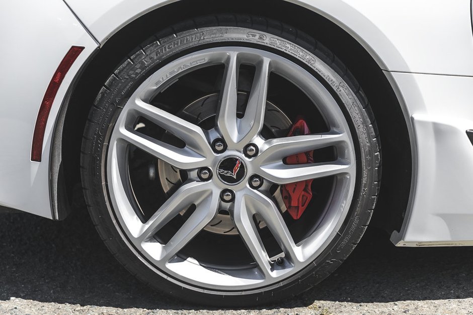 2015 Chevrolet Corvette Z51 3LT-31