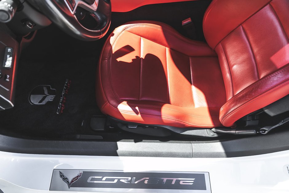 2015 Chevrolet Corvette Z51 3LT-43