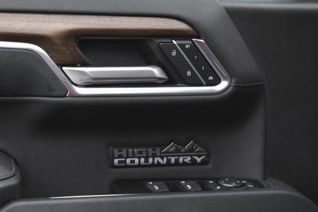 2026 Chevrolet Silverado 1500 High Country-16