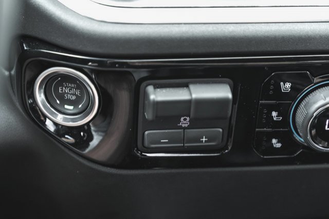2026 Chevrolet Silverado 1500 High Country-43