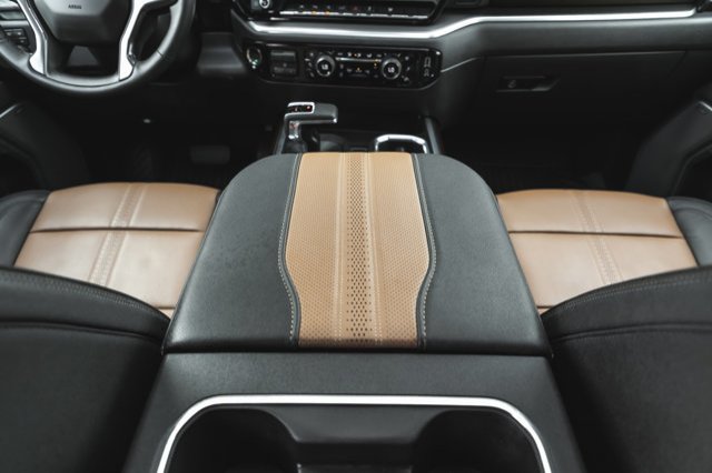 2026 Chevrolet Silverado 1500 High Country-35
