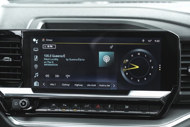 2026 Chevrolet Silverado 1500 High Country-32