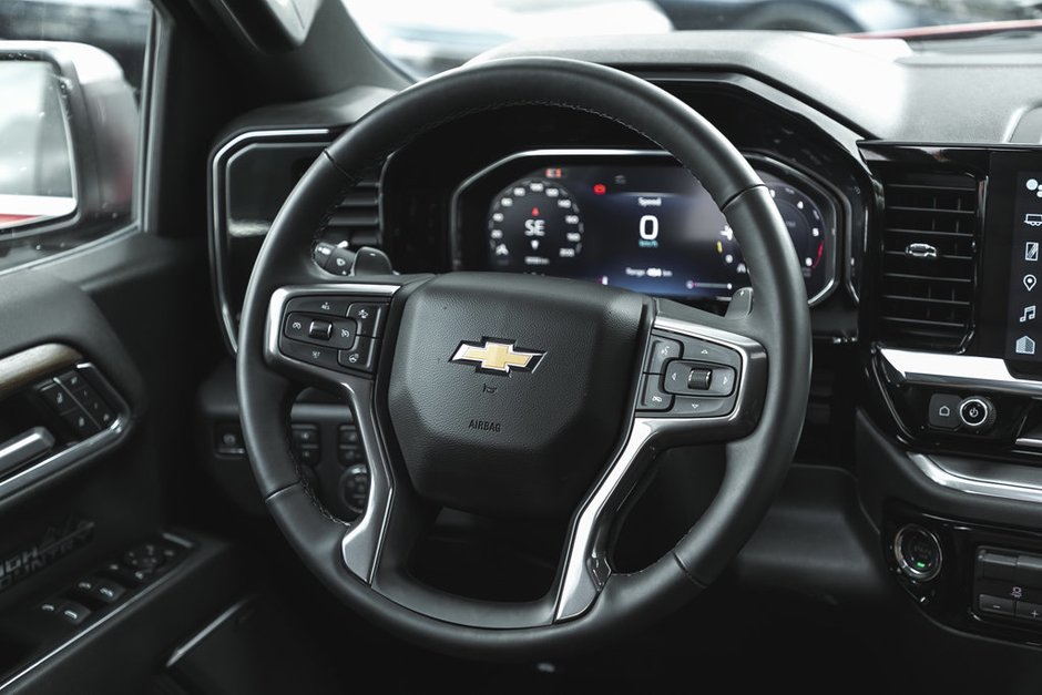 2026 Chevrolet Silverado 1500 High Country-31