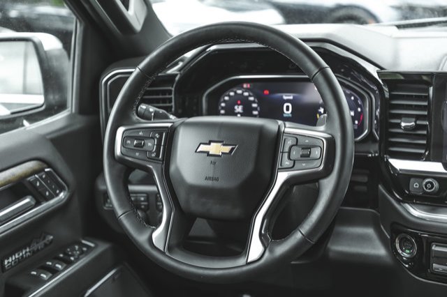 2026 Chevrolet Silverado 1500 High Country-32