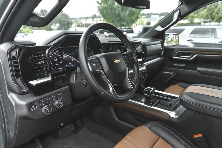 2026 Chevrolet Silverado 1500 High Country-24