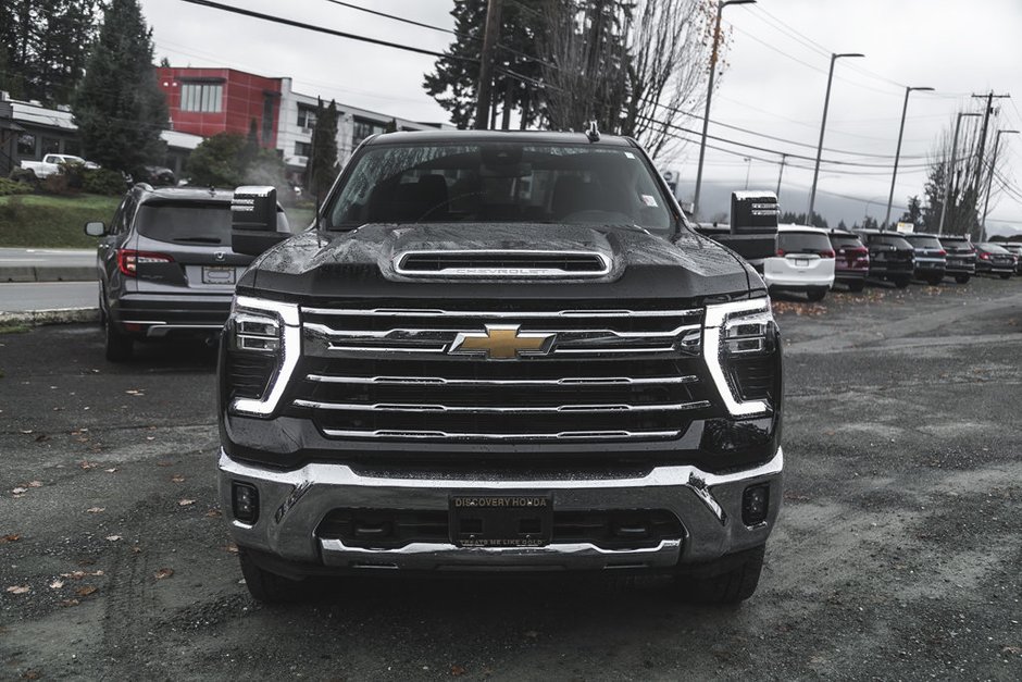2025 Chevrolet Silverado 3500HD LTZ-2