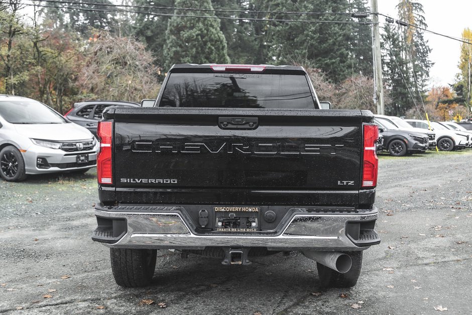 2025 Chevrolet Silverado 3500HD LTZ-8