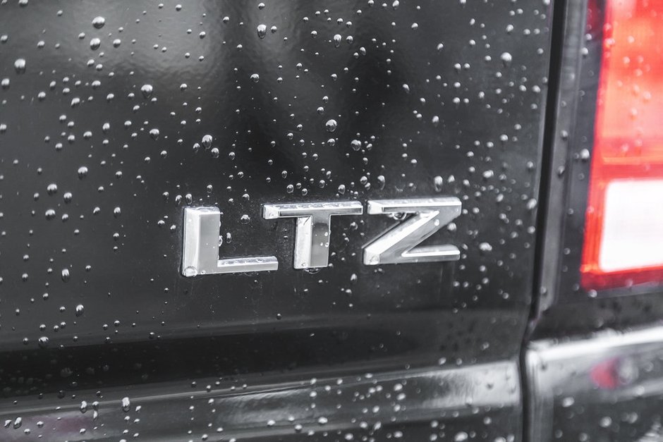 2025 Chevrolet Silverado 3500HD LTZ-12