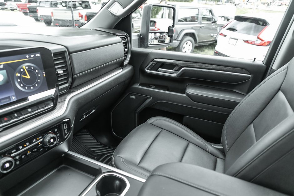 2026 Chevrolet Silverado 3500HD LTZ-42