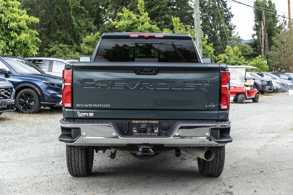 2026 Chevrolet Silverado 3500HD LTZ-9