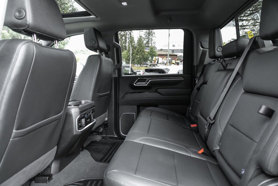 2026 Chevrolet Silverado 3500HD LTZ-26