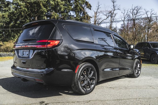 2024 Chrysler Pacifica Limited-8