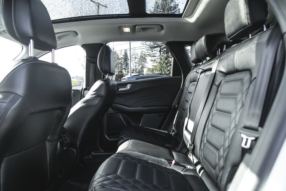 2024 Ford Escape PHEV-18