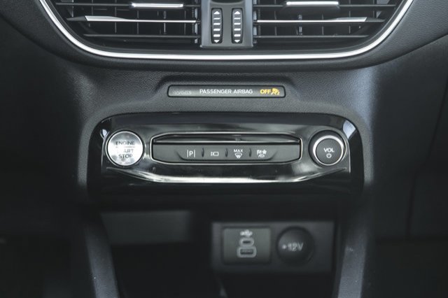 2024 Ford Escape PHEV-23