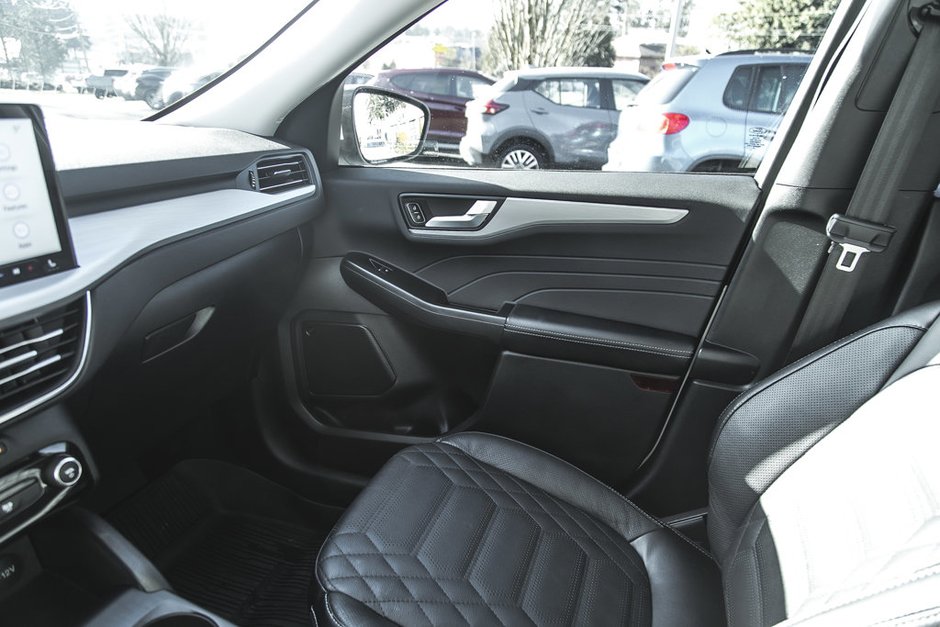2024 Ford Escape PHEV-37