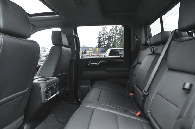 2025 GMC Sierra 3500HD Denali-25