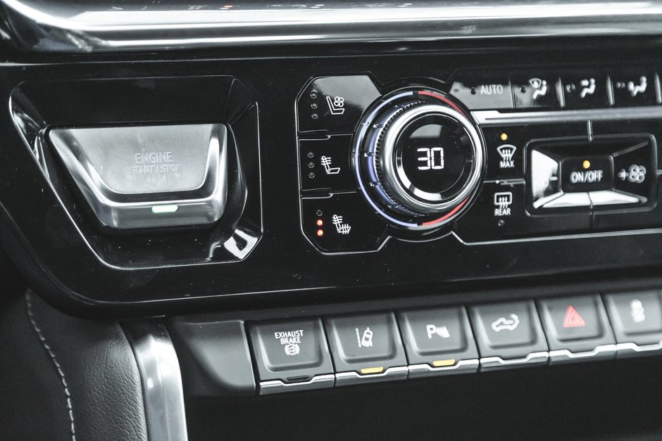 2025 GMC Sierra 3500HD Denali-39