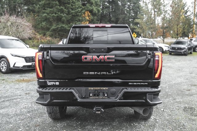 2025 GMC Sierra 3500HD Denali-8