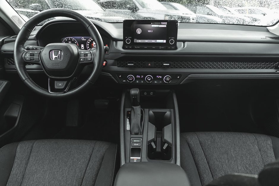 2025 Honda Accord Sedan SE-19