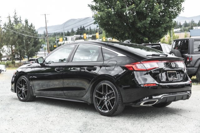 2023 Honda Civic Hatchback Sport Touring-6