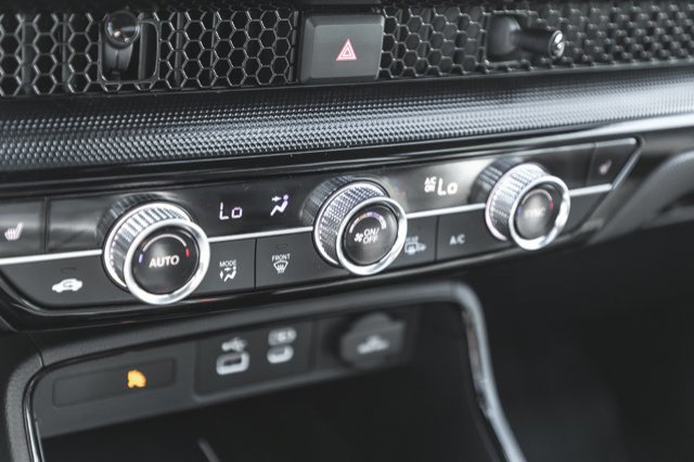 2023 Honda CR-V Hybrid Touring-32
