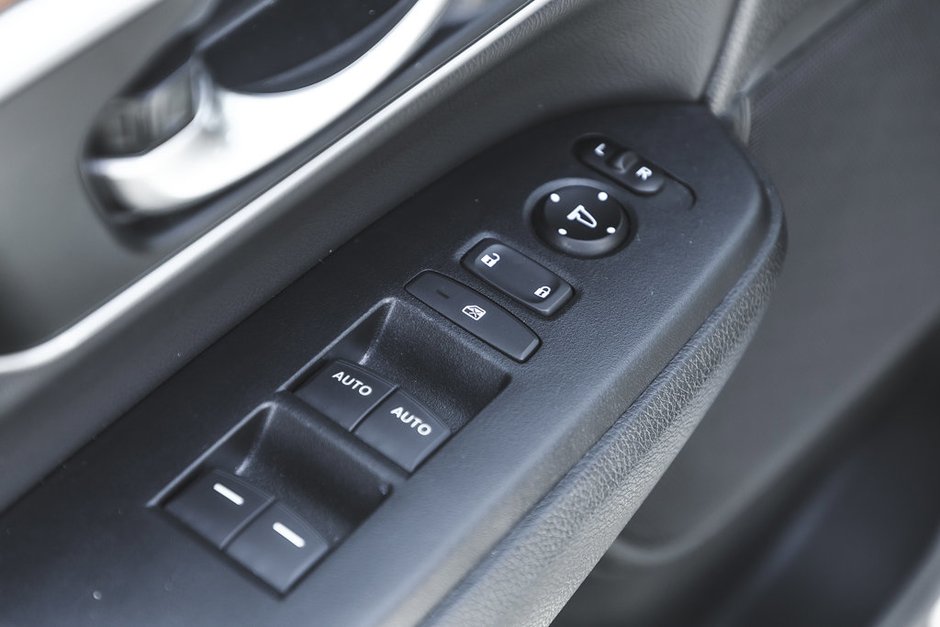 2020 Honda CR-V Touring-16
