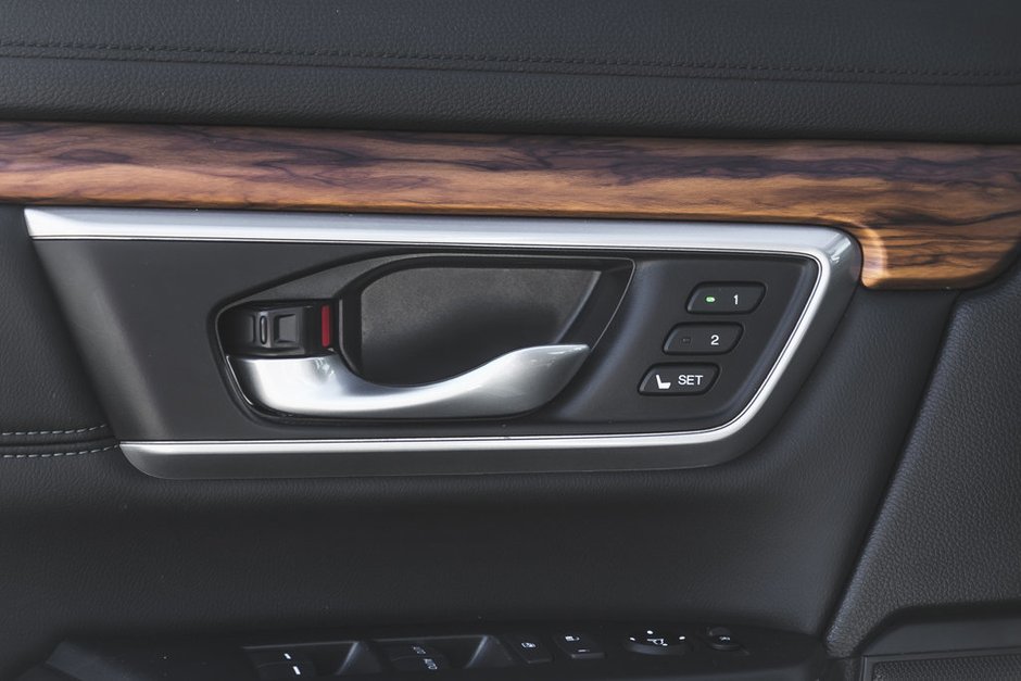 2020 Honda CR-V Touring-15