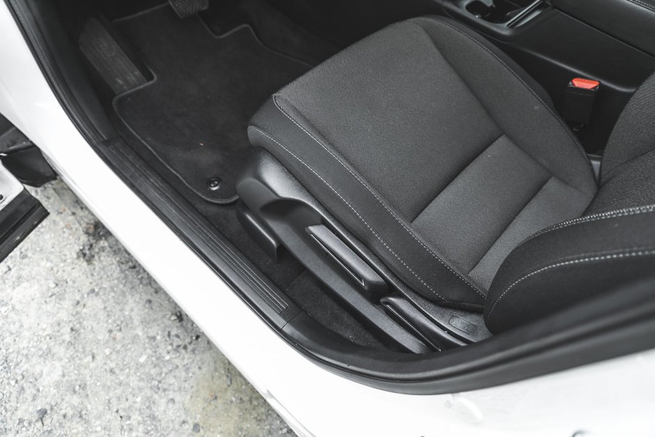 2025 Honda CR-V LX-16