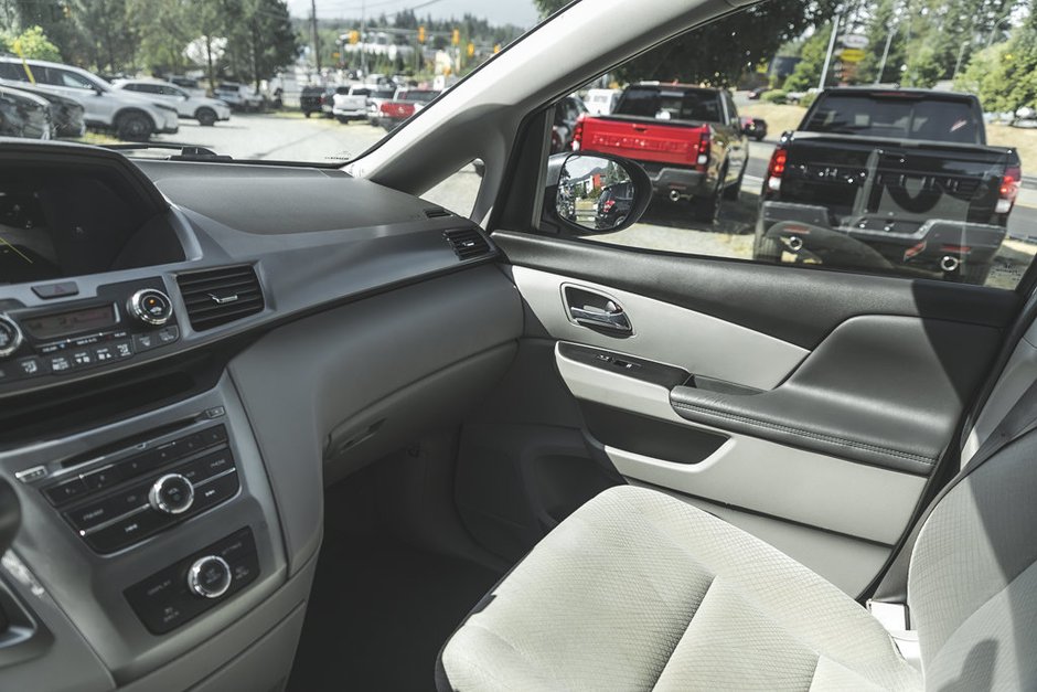 2017 Honda Odyssey SE-34