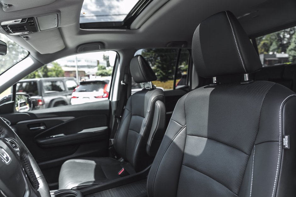 2023 Honda Ridgeline Touring-21