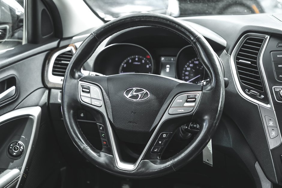 2018 Hyundai Santa Fe Sport SE-23