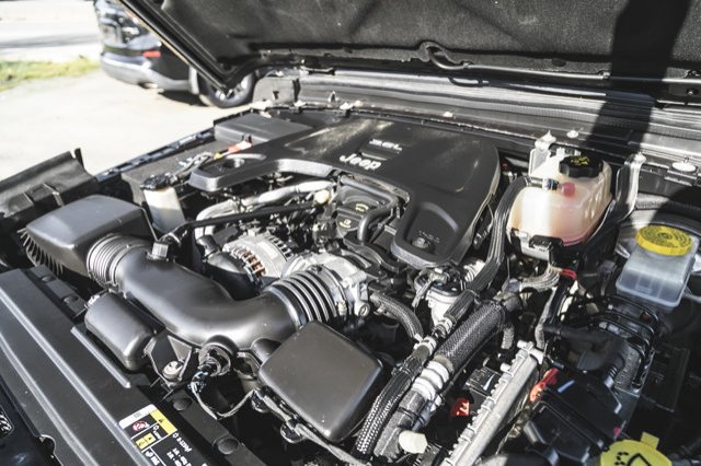 2019 Jeep Wrangler Sport S-11