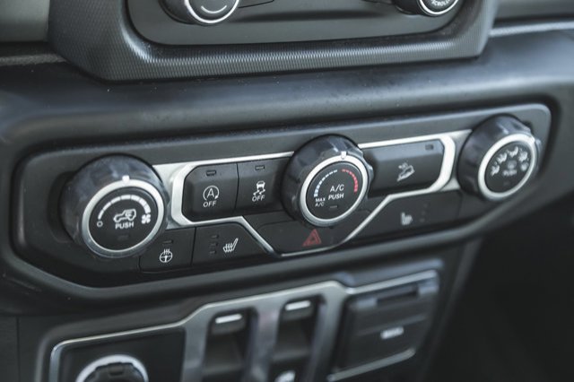 2019 Jeep Wrangler Sport S-27
