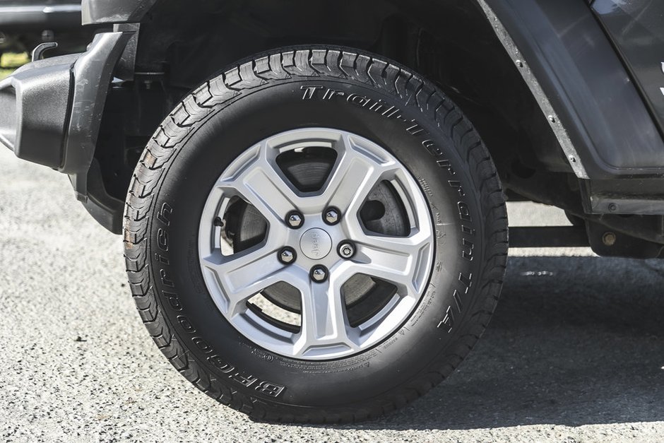 2019 Jeep Wrangler Sport S-4