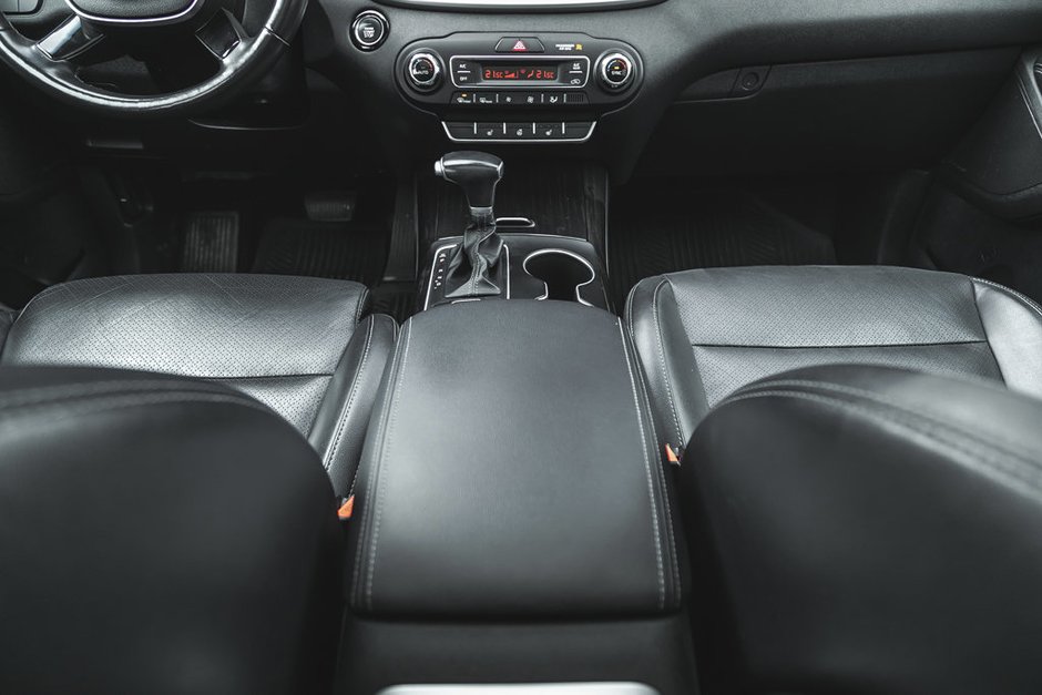 2020 Kia Sorento EX V6-27