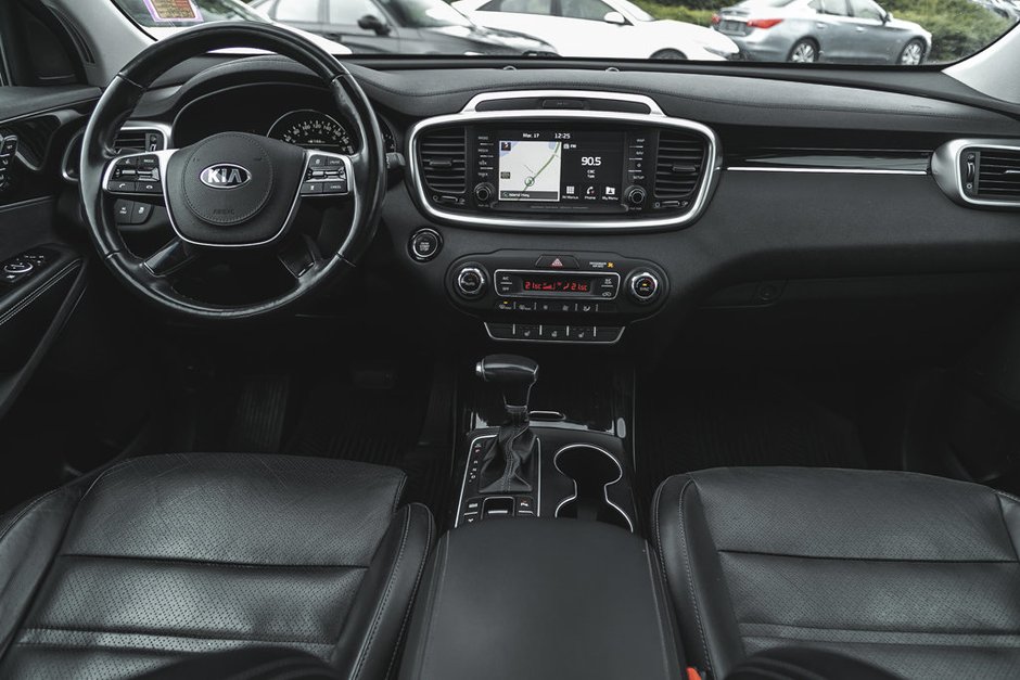2020 Kia Sorento EX V6-22