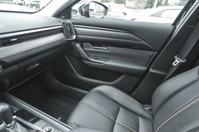 2024 Mazda CX-50-31