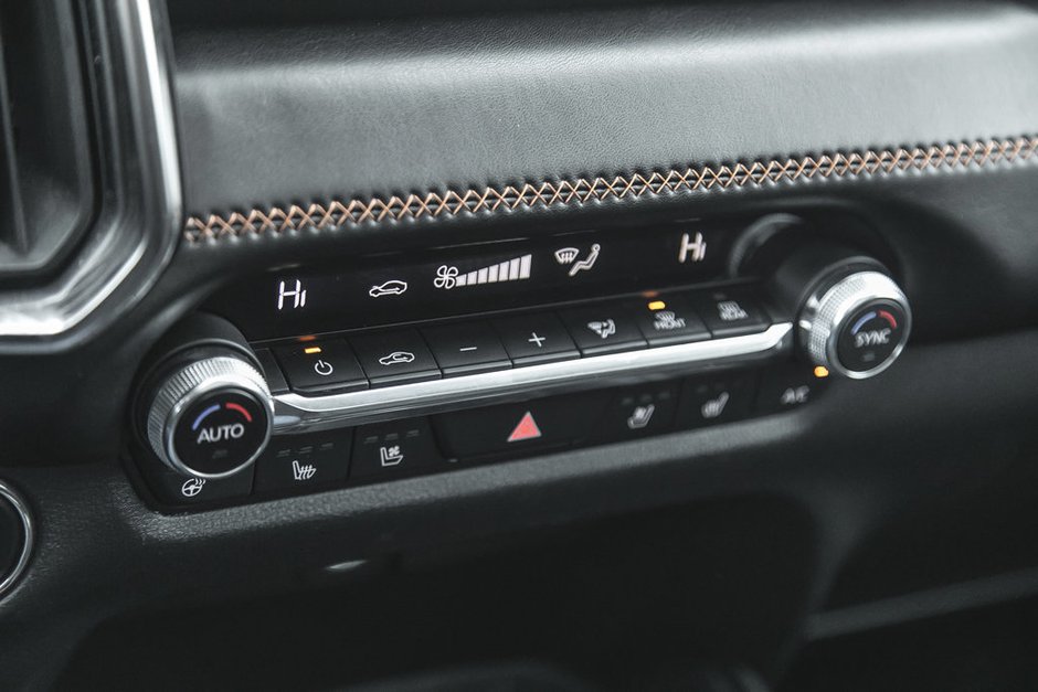 2024 Mazda CX-50-28