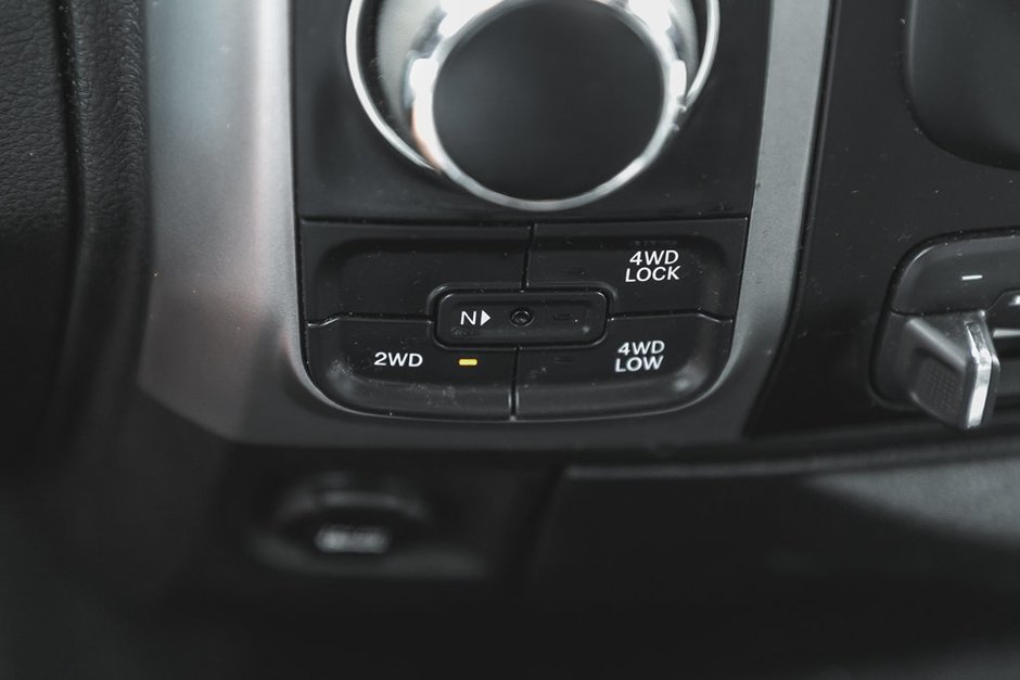 2022 Ram 1500 Classic SLT-36