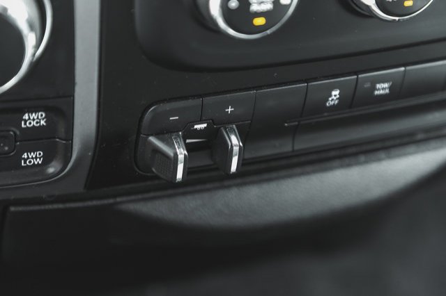 2022 Ram 1500 Classic SLT-37