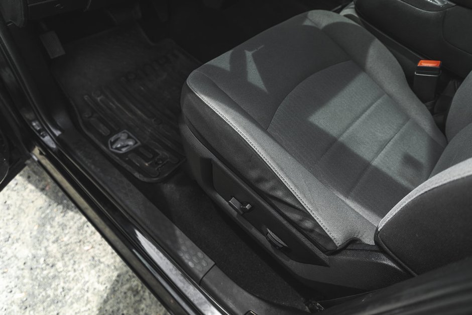 2022 Ram 1500 Classic SLT-20