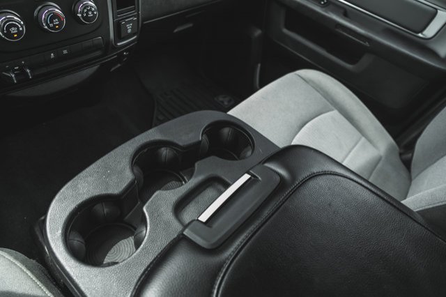2022 Ram 1500 Classic SLT-39