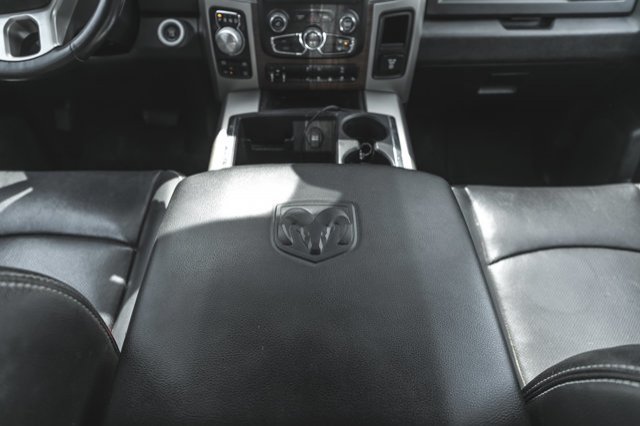2014 Ram 1500 Laramie-32