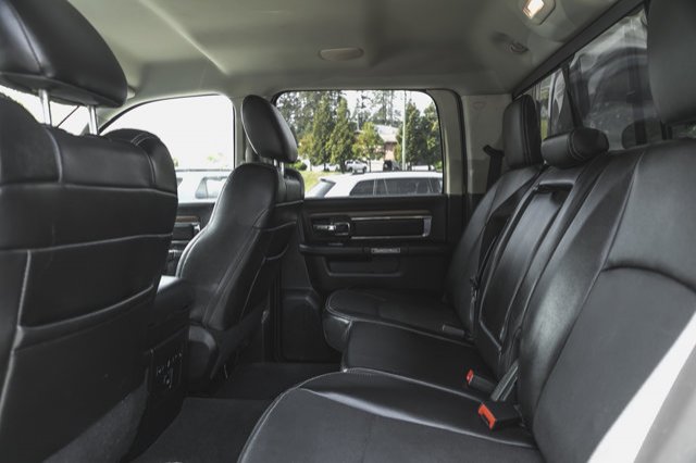 2014 Ram 1500 Laramie-26
