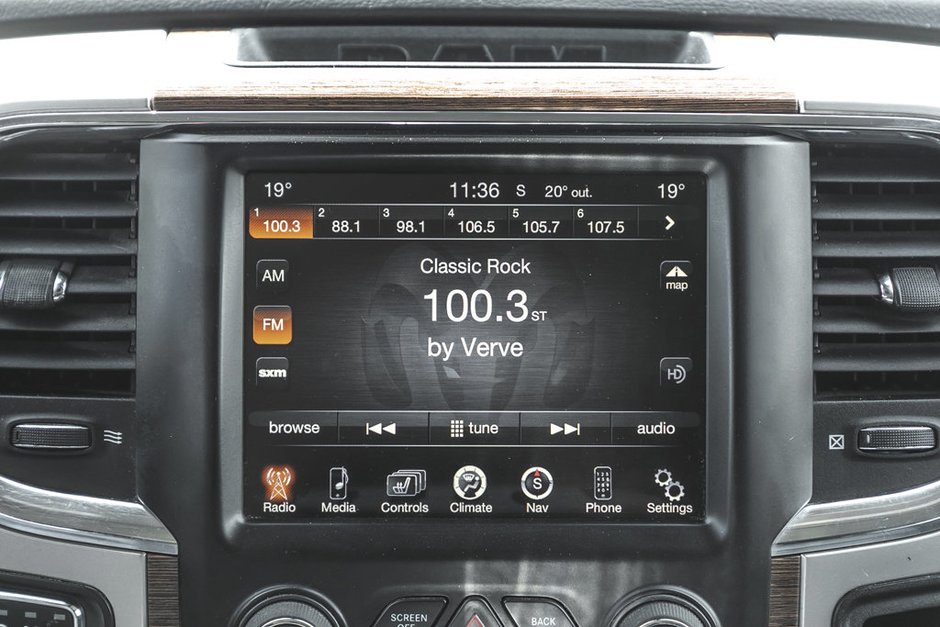 2014 Ram 1500 Laramie-30
