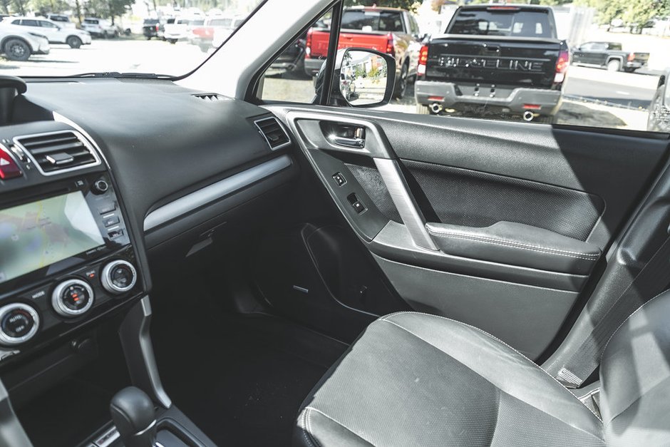 2016 Subaru Forester i Limited-34