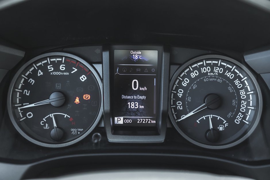 2023 Toyota Tacoma-31