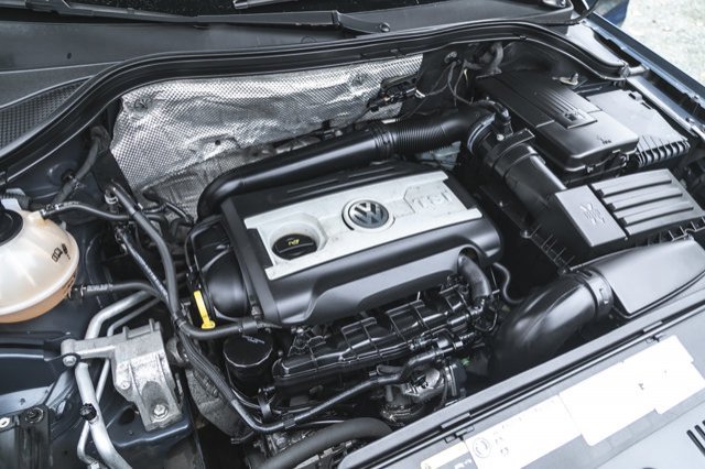 2017 Volkswagen Tiguan Wolfsburg Edition-14